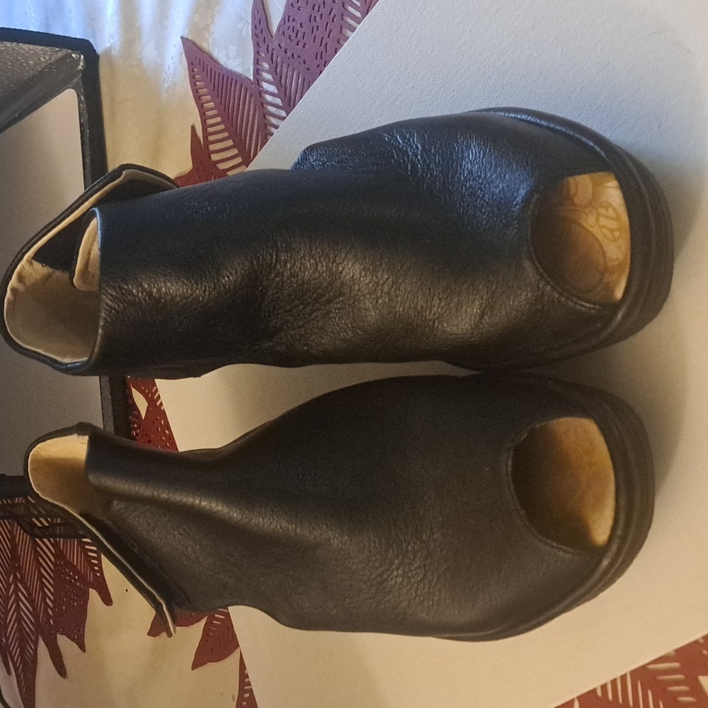 Fly London Ladies 36 (5.5-6) Black Nubuck Perforated Wedge Peep-toe Sandals